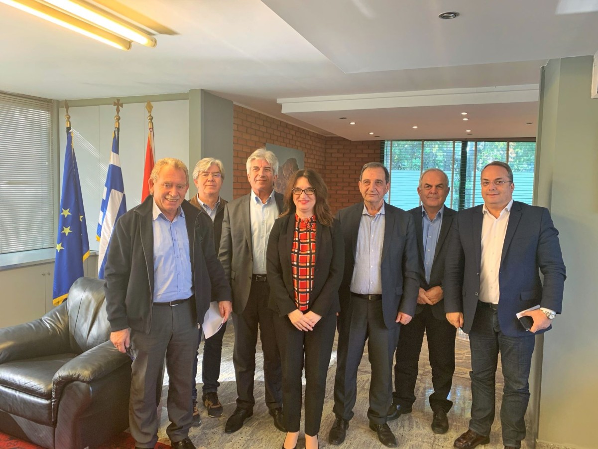 Επίσκεψη συμπαράστασης κλιμακίου της ΠΕΔΑ στην πρεσβεία της Αλβανίας