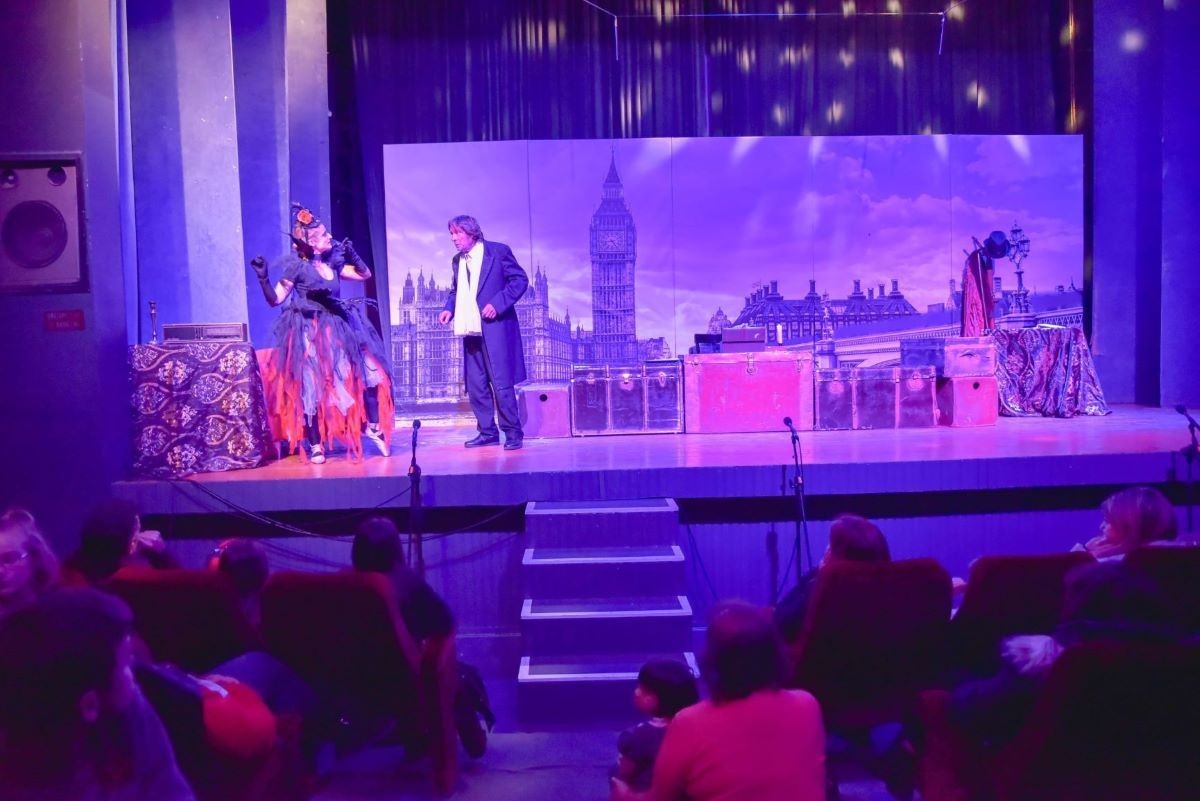 «Τα Χριστούγεννα του Σκρούτζ» απόλαυσαν μικροί και μεγάλοι στο δημοτικό κινηματογράφο