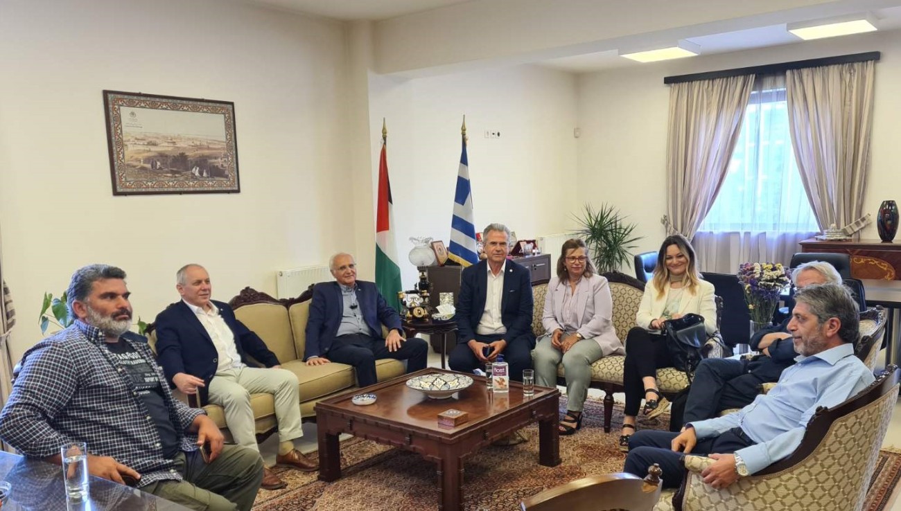 Επίσκεψη αντιπροσωπείας του Δήμου Βύρωνα στην πρεσβεία της Παλαιστίνης  