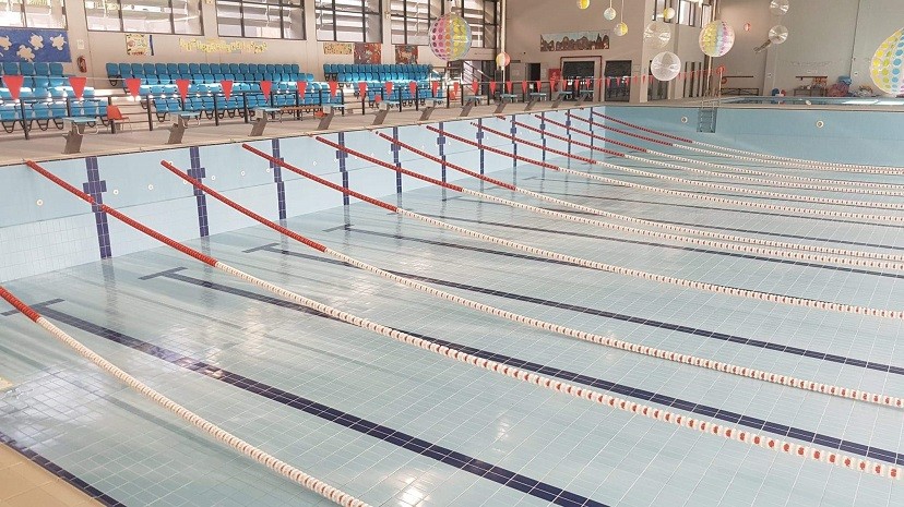 Καθαρισμός της κολυμβητικής δεξαμενής του  Δημοτικού Κολυμβητήριου Βύρωνα 