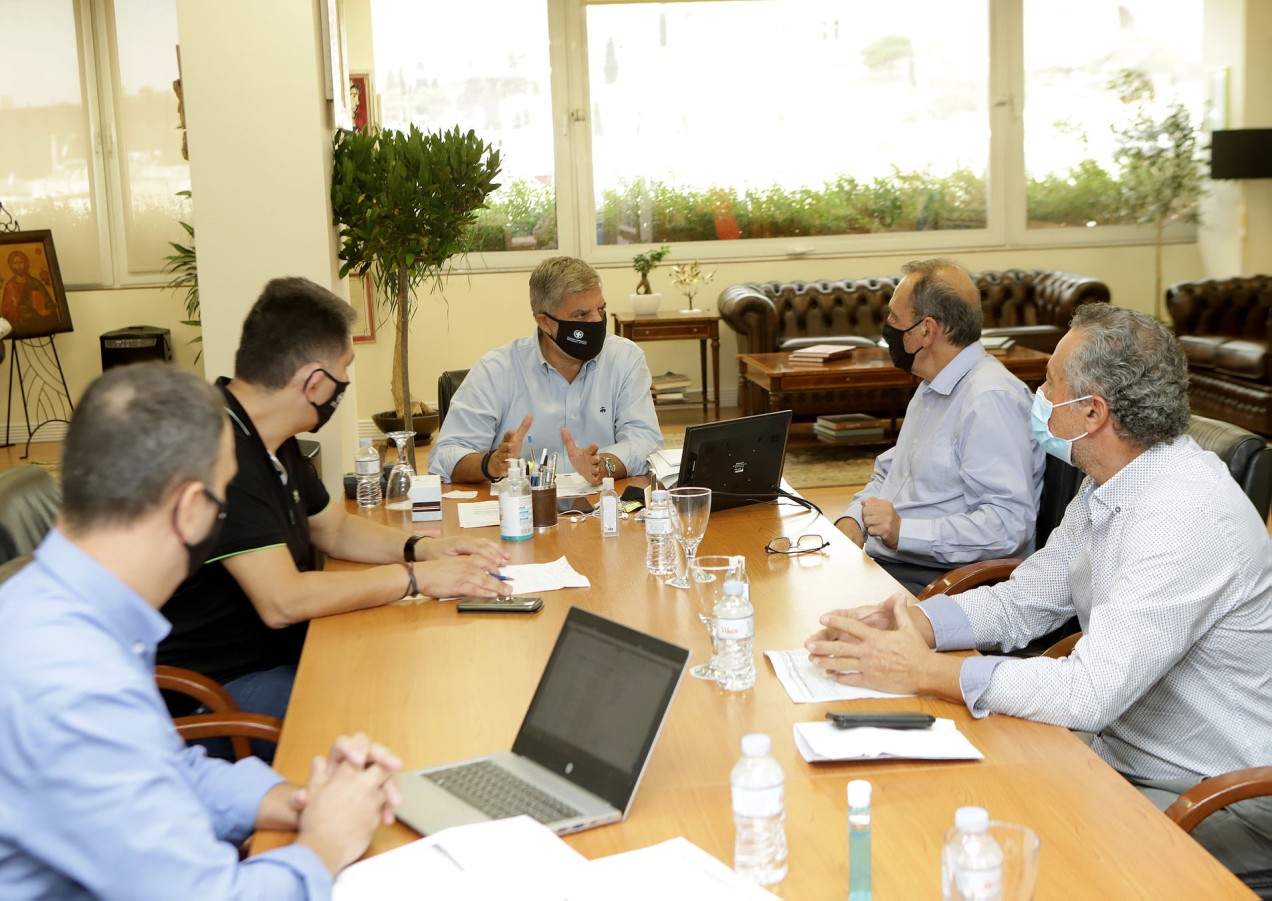 Ενεργειακή αναβάθμιση 1ου Γυμνασίου και του 1ου Λυκείου, στην Ανάληψη και του Δημαρχείου Βύρωνα με προϋπολογισμό 1.2 εκατομμύρια ευρώ