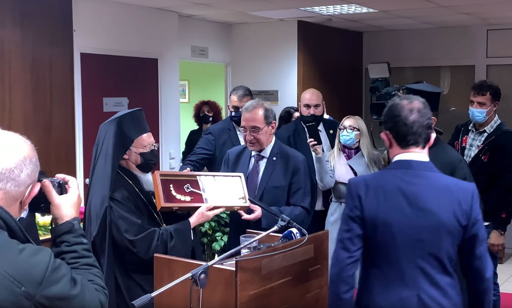 Η ανακήρυξη του Οικουμενικού Πατριάρχη Βαρθολομαίου σε Επίτιμου Δημότη Βύρωνα (VIDEO)