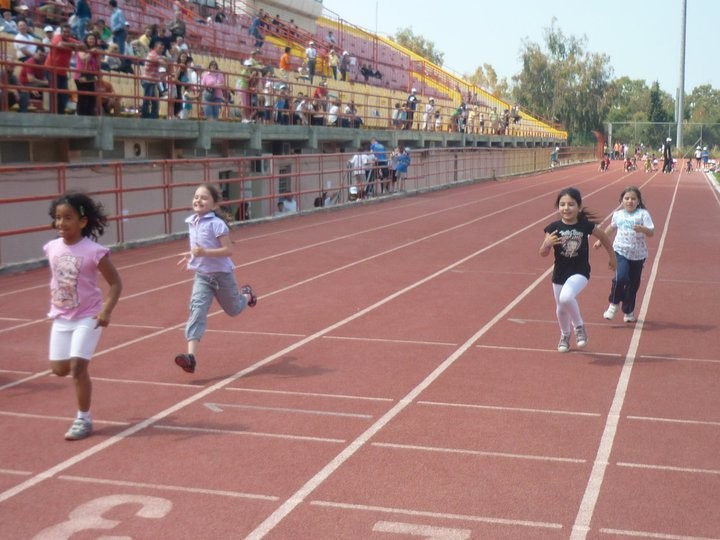 Τελικοί αγώνες στίβου για τους μαθητές των Δημοτικών Σχολείων Βύρωνα