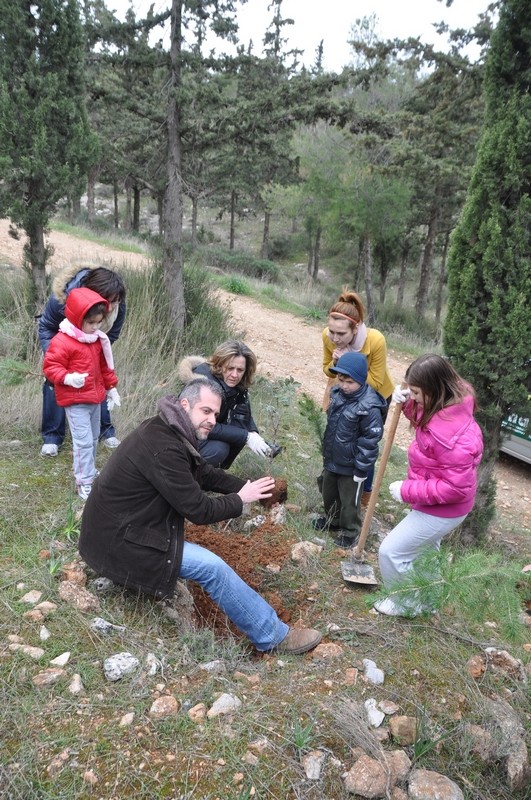 Συνεδρίασε το πρώτο Δημοτικό Συμβούλιο των παιδιών στον Βύρωνα