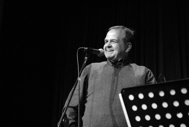 «Θερμό χειροκρότημα» για το αφιέρωμα στους Νικολόπουλο – Κορακάκη – Επί σκηνής συνεχίζονται το Σάββατο οι πολιτιστικές εκδηλώσεις στον Βύρωνα