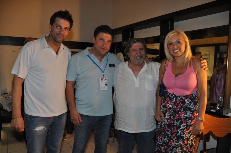 Ο Χάρρυ Κλυνν στο Θέατρο Βράχων