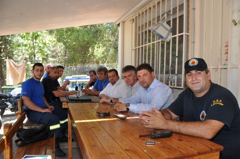 Αντιπροσωπεία των Οικολόγων Πρασίνων στο Πυροφυλάκειο Βύρωνα