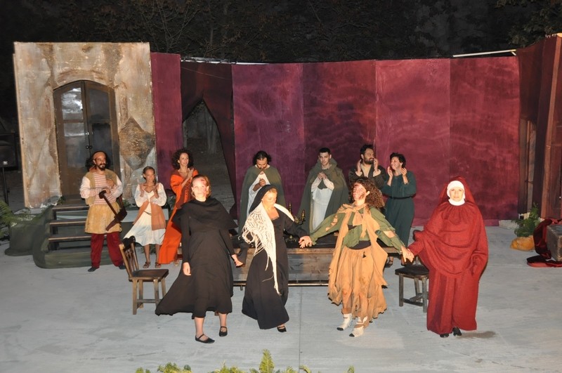 «Σπουδή στην 7η Σφραγίδα» στο Θέατρο Βράχων   