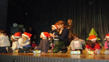 Τα παιδιά των Παιδικών Σταθμών «υποδέχτηκαν» τα Χριστούγεννα