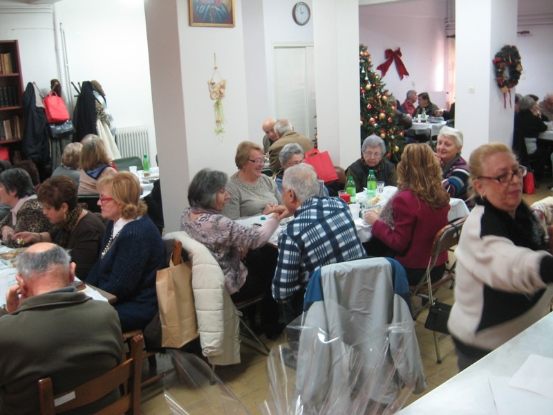 Χριστουγεννιάτικες εκδηλώσεις στα τρία ΚΑΠΗ του Δήμου Βύρωνα