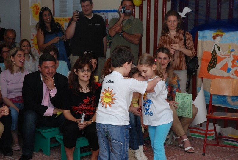 Το 7ο Κλασικό Νηπιαγωγείο Βύρωνα αποχαιρετά τους μικρούς μαθητές του