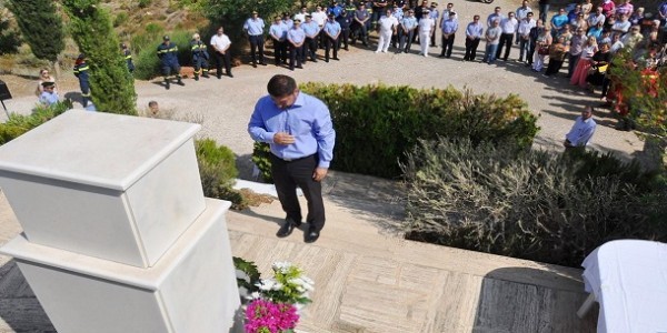 Tιμήθηκαν οι πεσόντες πυροσβέστες στον Καρέα