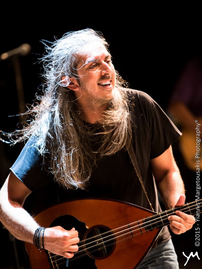 ΓΙΑΝΝΗΣ ΧΑΡΟΥΛΗΣ «ΧΙΛΙΑ ΚΑΛΩΣ ΕΣΜΙΞΑΜΕ»