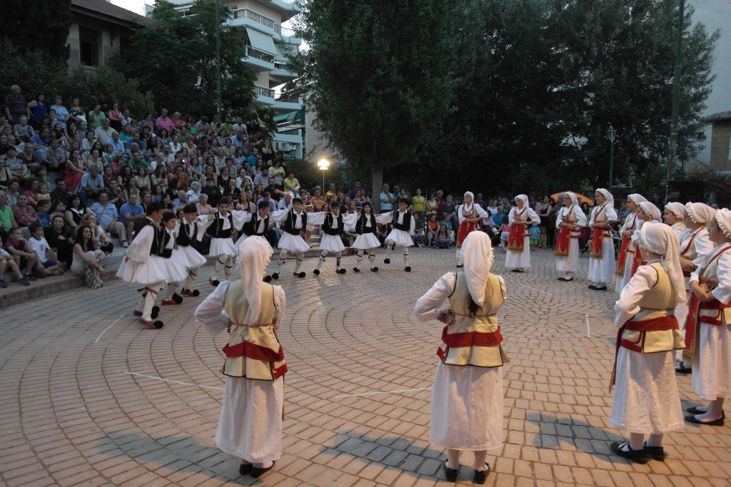 Λειτουργία του Τμήματος Παραδοσιακών Χορών Κέντρου Μελέτης Χορού Ι. & Ρ. Ντάνκαν  για τη περίοδο 2015 - 2016