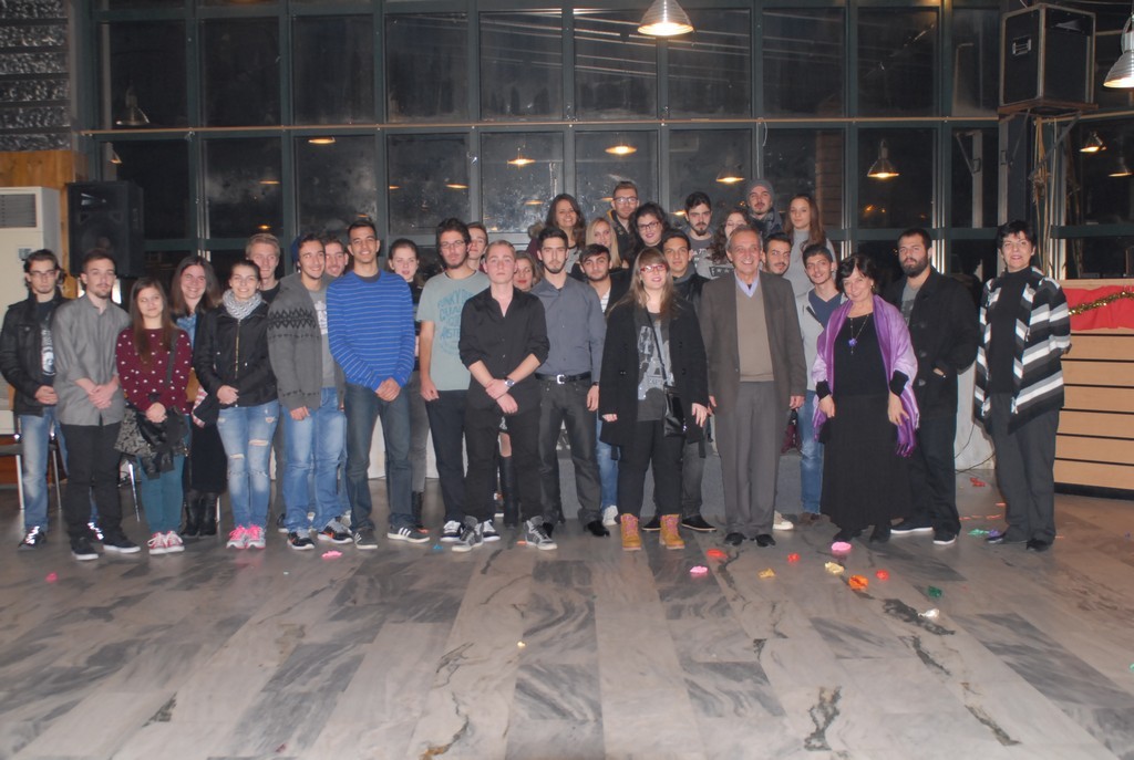 Ο Δήμος Βύρωνα βράβευσε τους επιτυχόντες των Πανελληνίων Εξετάσεων της Σχολικής Περιόδου 2014-15