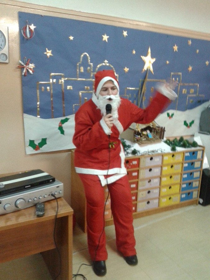 Εξαιρετικά επιτυχημένη η εορταστική εκδήλωση για  γονείς και παιδιά των οικονομικά αδύναμων οικογενειών