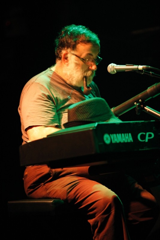 ΣΤΗ ΣΚΙΑ ΤΩΝ ΒΡΑΧΩΝ 2009 - Συναυλία ΘΑΝΟΣ ΜΙΚΡΟΥΤΣΙΚΟΣ, ΜΙΛΤΟΣ ΠΑΣΧΑΛΙΔΗΣ & ΡΙΤΑ ΑΝΤΩΝΟΠΟΥΛΟΥ