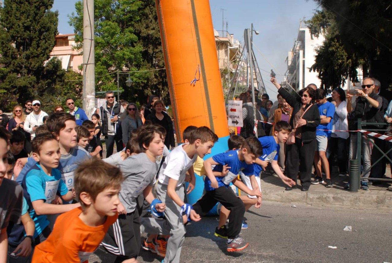 Κοσμοσυρροή στον 2ο αγώνα δρόμου