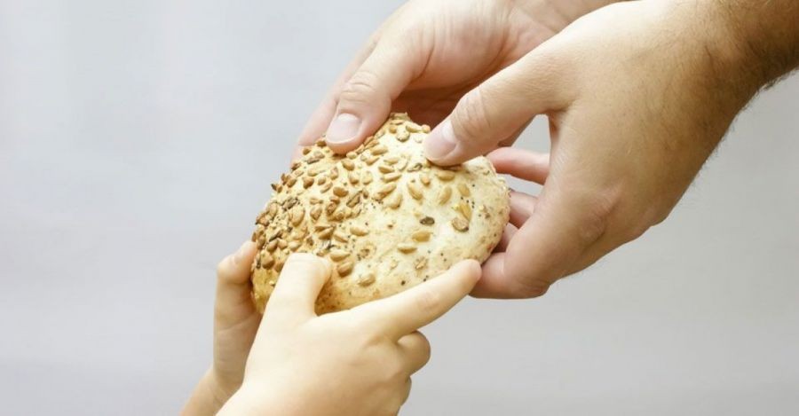 Ξεκινά η υλοποίηση του προγράμματος παροχής τροφίμων σε άστεγους και άτομα που διαβιούν σε συνθήκες φτώχειας