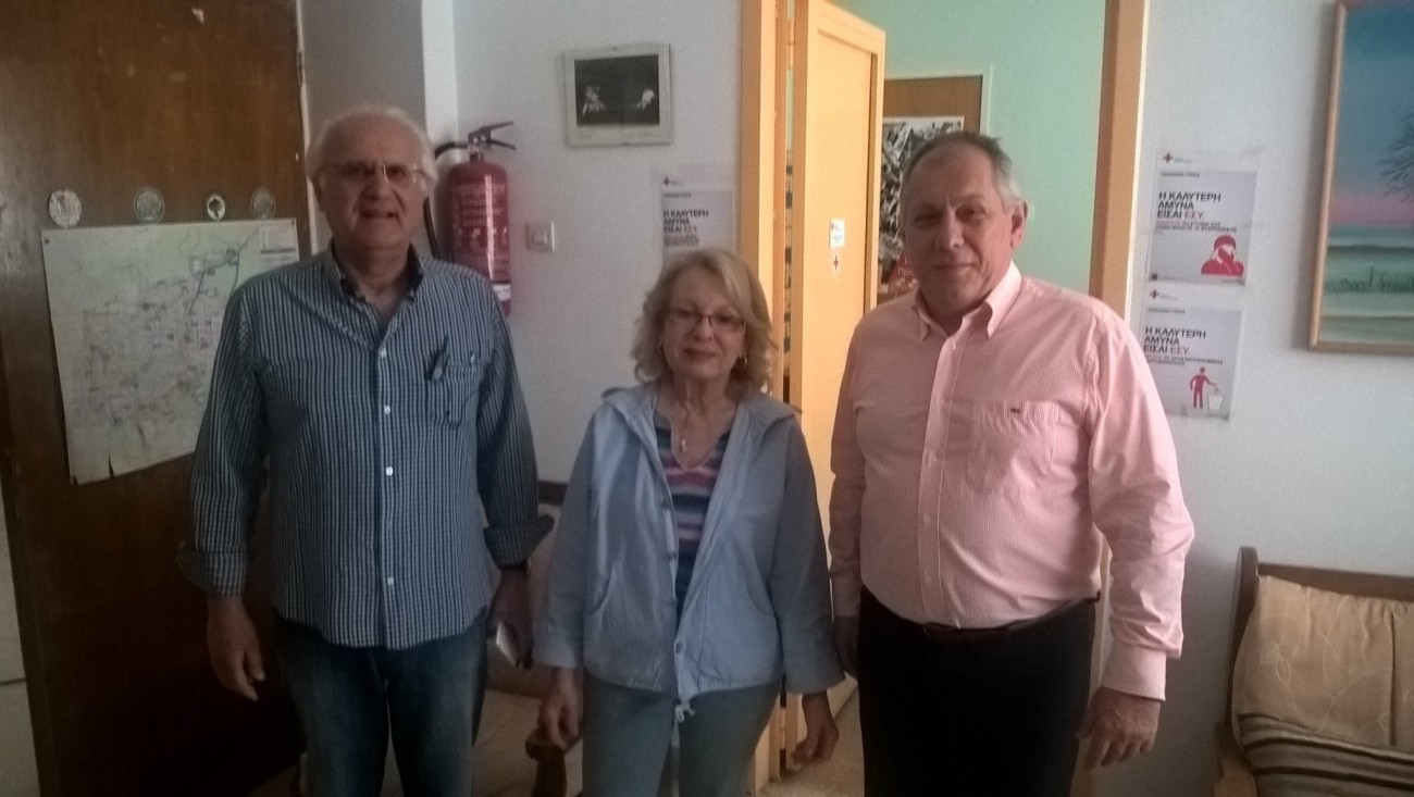 Διάθεση τροφίμων από την Περιφερειακή Επιτροπή Βύρωνα Ελληνικού Ερυθρού Σταυρού