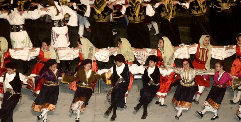 «ΤΑ ΠΑΛΑΙΑ ΤΑ ΑΝΙΣΤΟΡΩ ΜΕ ΜΟΥΣΙΚΗ ΚΑΙ ΜΕ ΧΟΡΟ» Φεστιβάλ Βράχων - 30/06