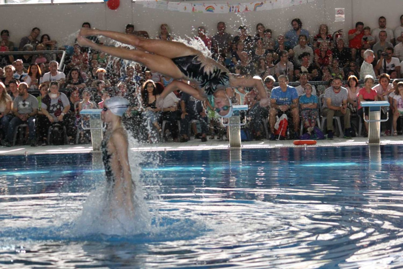 Υπέροχη γιορτή στους 1ους Αγώνες Κολύμβησης - Επίδειξης του κολυμβητηρίου
