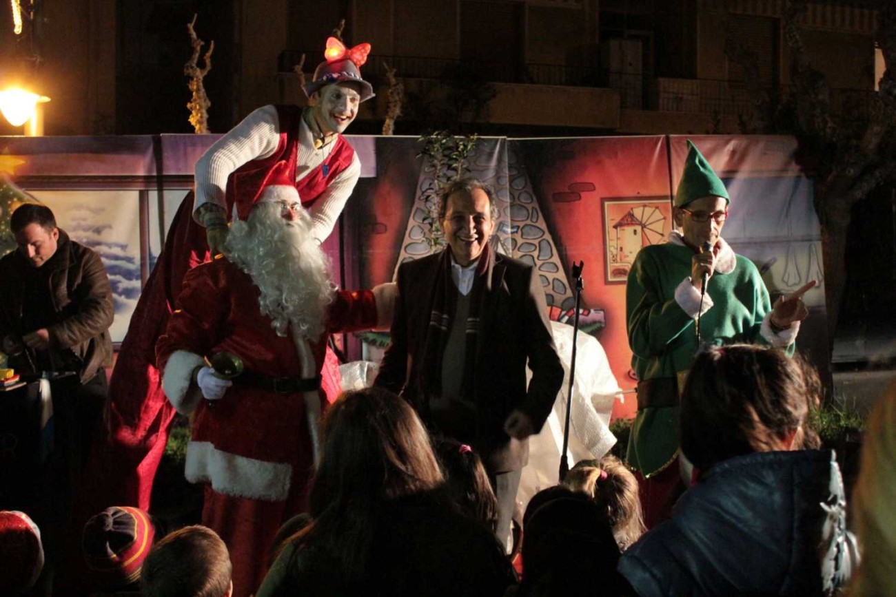 Πανηγυρικό το ¶ναμμα του Χριστουγεννιάτικου Καραβιού της πόλης μας