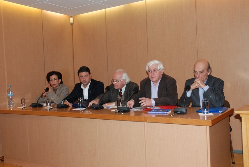 Να ανακηρυχθεί το 2010 «Έτος Μπάιρον» ζητά ο Σύνδεσμος Μπάιρον για το Φιλελληνισμό και τον Πολιτισμό και ο Δήμος Βύρωνα <br>Διεθνές συνέδριο στους Δελφούς σε συνεργασία με το Ευρωπαϊκό Πολιτιστικό Κέντρο</br> 