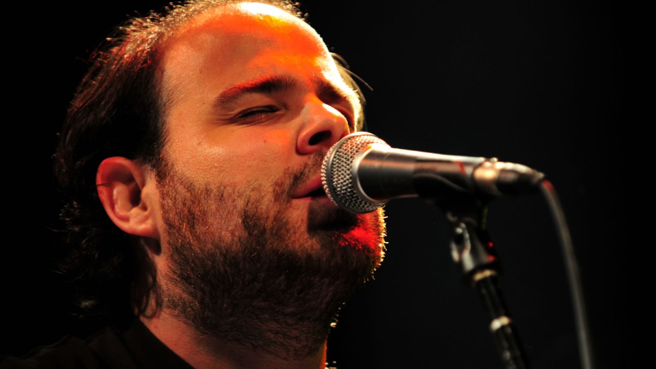 O Βασίλης Φλώρος στις 29/06 στο φεστιβάλ Στη Σκιά των Βράχων 2017