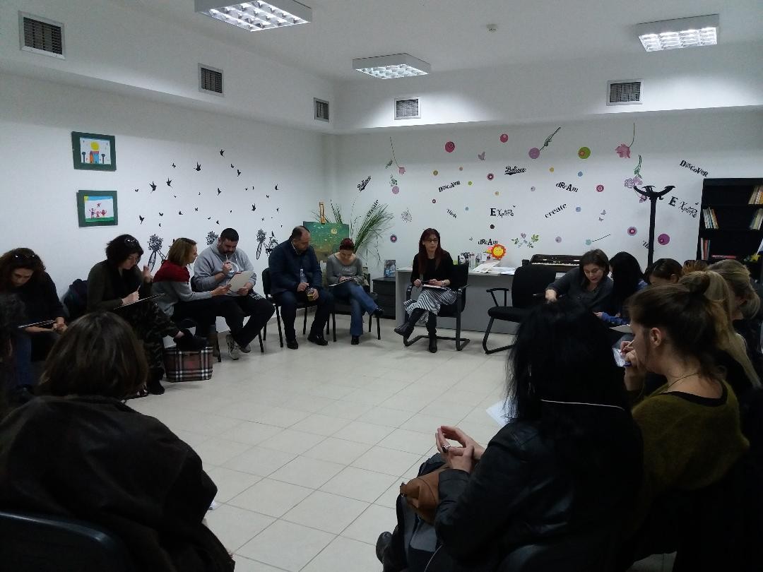 Με ενθουσιώδη συμμετοχή ξεκίνησαν οι ΣΧΟΛΕΣ ΓΟΝΕΩΝ για την προσχολική ηλικία