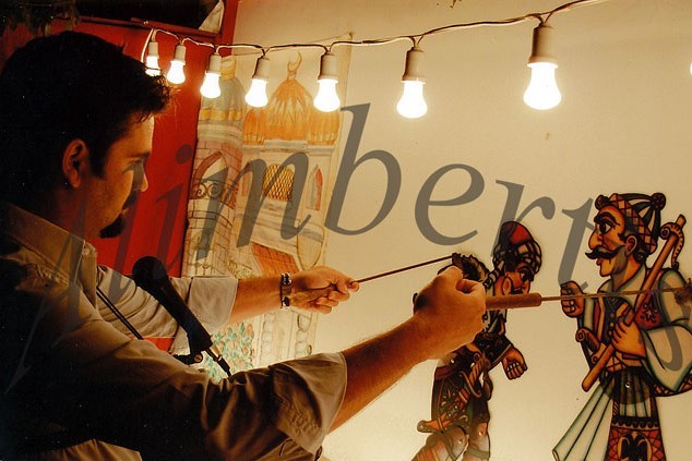 Το Τμήμα Πολιτισμού του Δήμου Βύρωνα παρουσιάζει Θέατρο Σκιών στις 4 και 12 Ιουλίου