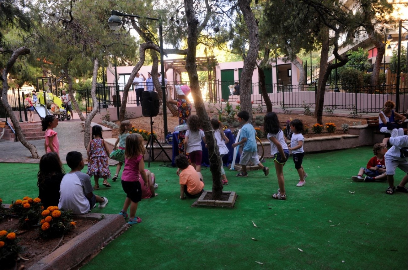 Παραδόθηκε η Παιδική Χαρά στη Ραιδεστού στους μικρούς φίλους του Δήμου Βύρωνα