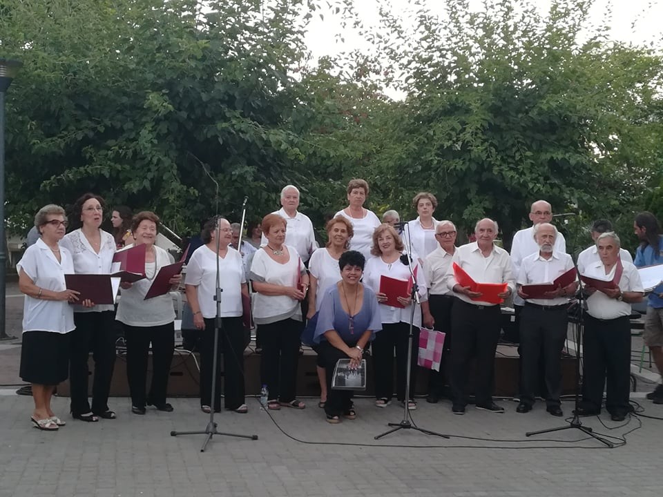 Χορωδία ΚΑΠΗ, συμμετοχή σε Παραδοσιακή Εκδήλωση στην Πλατεία Τσιρακοπούλου