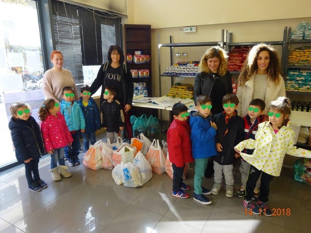 Δράση Προσφοράς για τις Δομές Παροχής Βασικών Αγαθών από τον Ιδιωτικό Βρεφονηπιακό Σταθμό “Πρώτο Σκαλί”  που πραγματοποιήθηκε 14/11/2018
