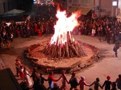 Αναβίωση του αποκριάτικου εθίμου «ΤΖΑΜΑΛΑ» από το Δήμο Βύρωνα και την Ένωση Ηπειρωτών Βύρωνα