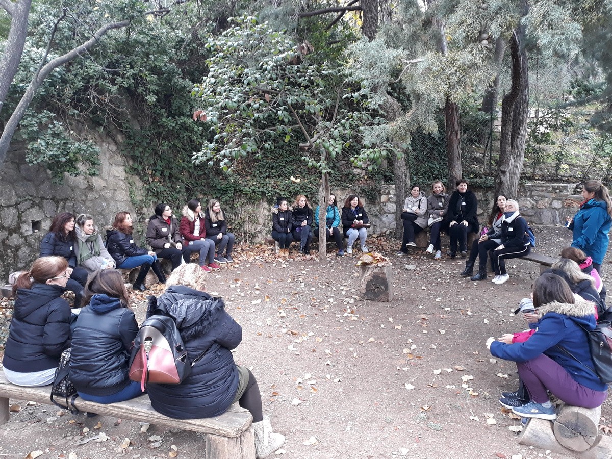 ΓΝΩΡΙΜΙΑ ΜΕ ΤΗΝ ΠΑΙΔΑΓΩΓΙΚΗ ΠΡΟΣΕΓΓΙΣΗ ΤΩΝ«ΣΧΟΛΕΙΩΝ ΤΟΥ ΔΑΣΟΥΣ» ΓΙΑ ΤΟΥΣ ΕΡΓΑΖΟΜΕΝΟΥΣ ΣΤΟΥΣ ΠΑΙΔΙΚΟΥΣ ΣΤΑΘΜΟΥΣ ΤΟΥ ΔΗΜΟΥ ΒΥΡΩΝΑ 3,5 & 11 ΔΕΚΕΜΒΡΙΟΥ 2018