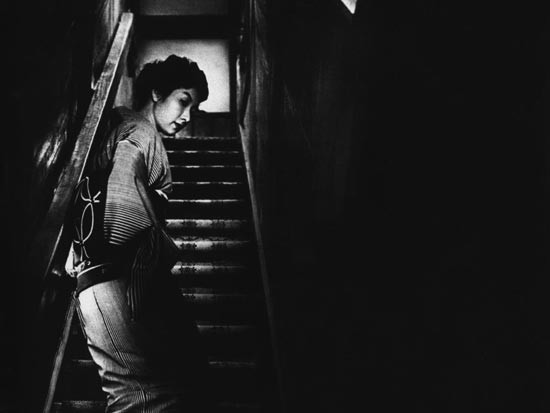 «Μια γυναίκα ανεβαίνει τη σκάλα» Κινηματογραφικές βραδιές Δήμου Βύρωνα