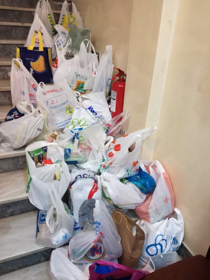  Δράση προσφοράς για τις Δομές Παροχής Βασικών Αγαθών από τα Εκπαιδευτήρια «Σύγχρονη Παιδεία»