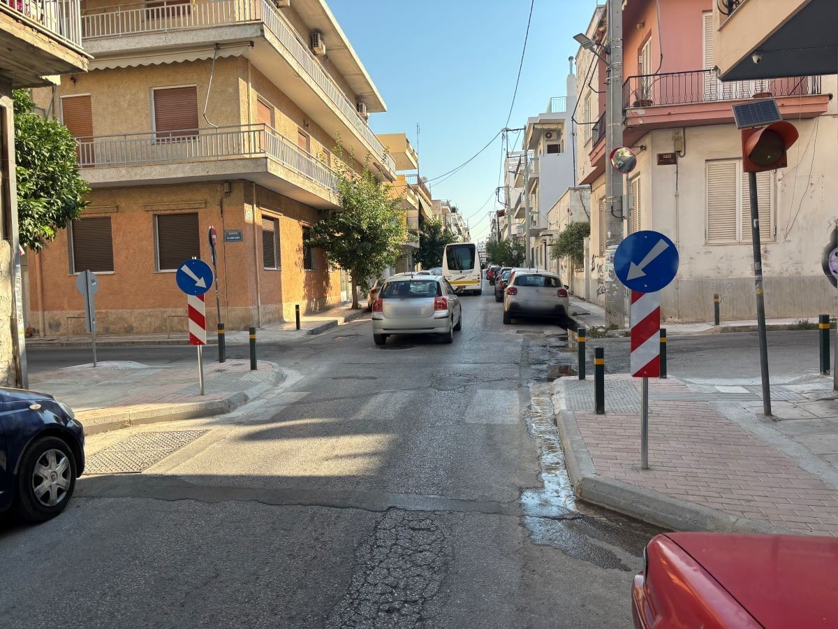 Συνεχίζονται οι παρεμβάσεις για την ασφάλεια των πολιτών σε καίρια σημεία του Βύρωνα