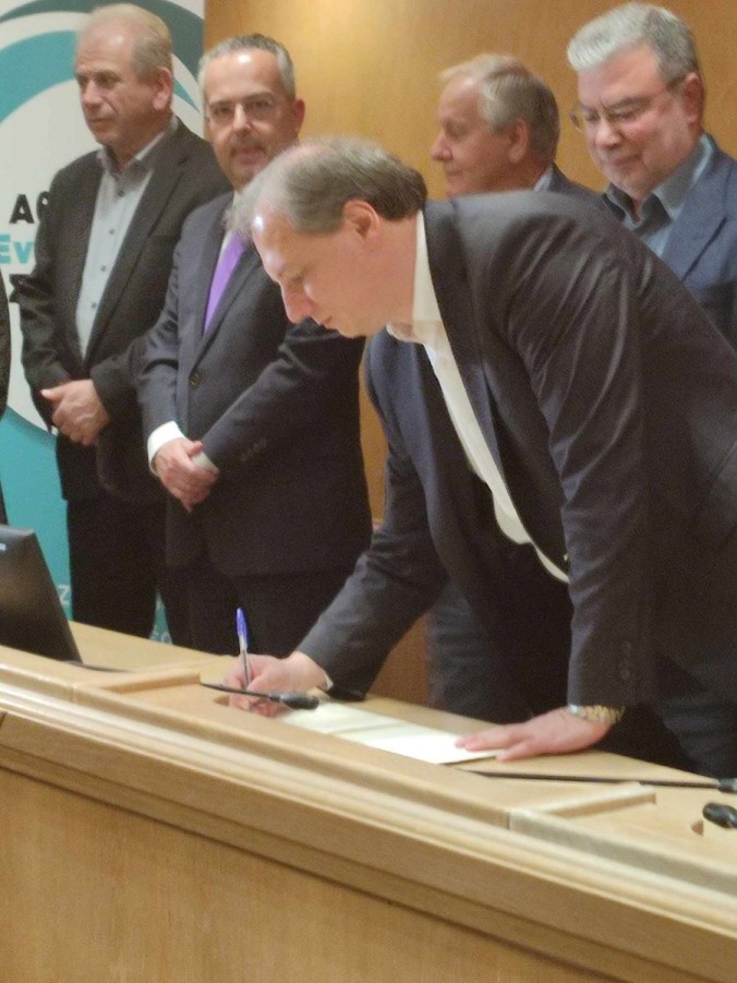 Ο Δήμαρχος Βύρωνα Αλέξης Σωτηρόπουλος υπέγραψε το Μνημόνιο Συνεργασίας της «Αθηναϊκής Ενεργειακής Συμμαχίας»