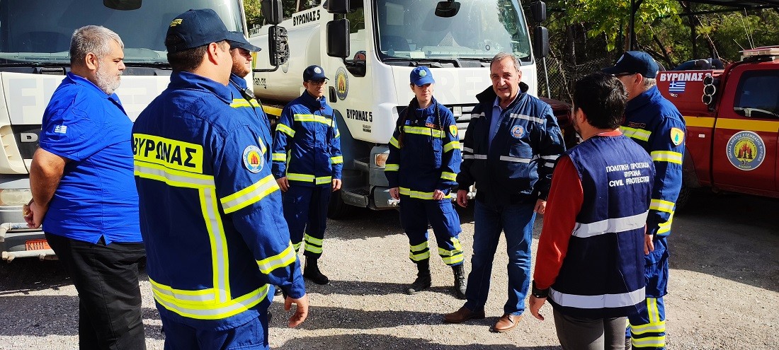 Νέες βελτιωμένες στολές πυρόσβεσης για την Πολιτική Προστασία και τους Εθελοντές Δασοπροστασίας Βύρωνα!