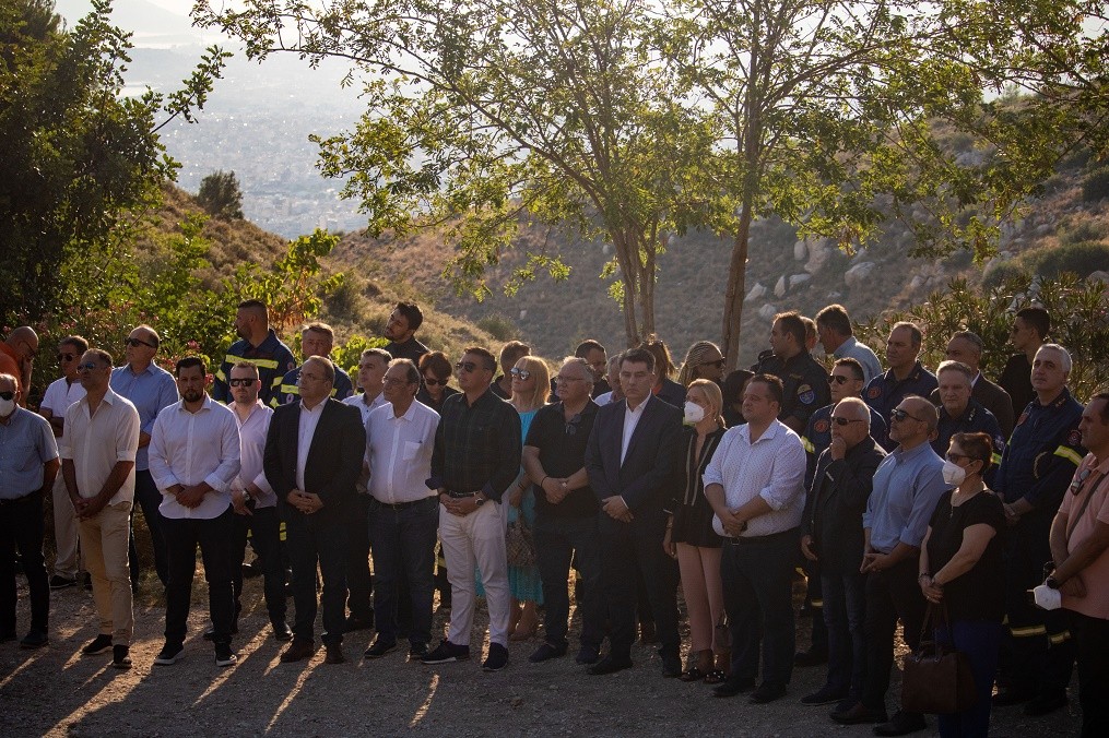 Σημείωμα του Δημάρχου Βύρωνα για την επιμνημόσυνη δέηση για τους πεσόντες πυροσβέστες στον Υμηττό