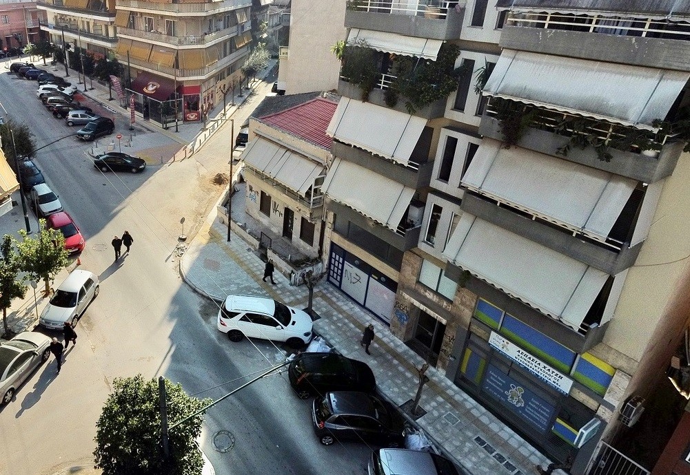 Νέα πεζοδρόμια και διευθέτηση του δημόσιου χώρου στην οδό Βουτζά!    