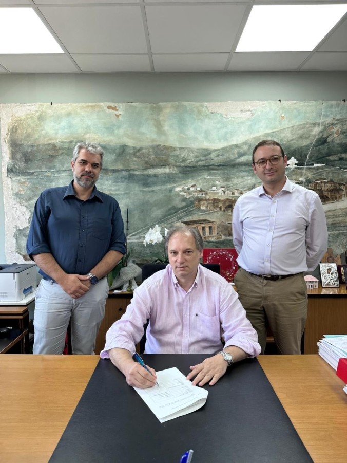 Συνάντηση Δημάρχου Βύρωνα Αλέξη Σωτηρόπουλου με τον δημοτικό σύμβουλου του Nottingham Παύλο Κοτσώνη