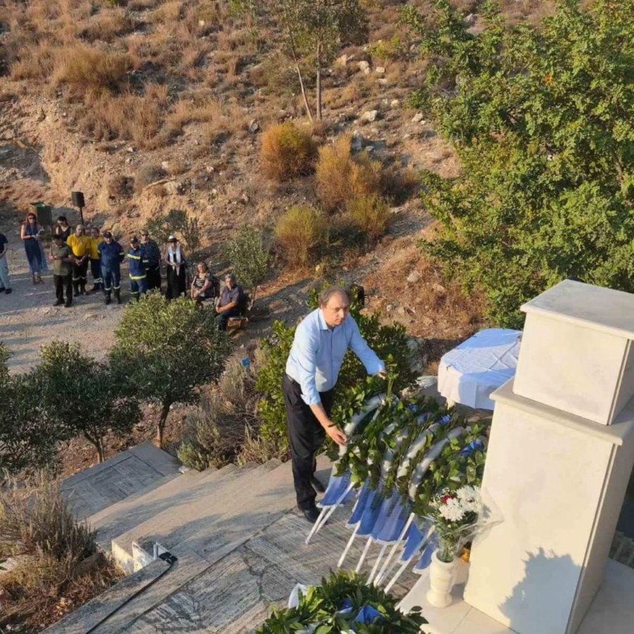 Κατάθεση Στεφάνου από τον Δήμαρχο Βύρωνα για τους αδικοχαμένους πυροσβέστες