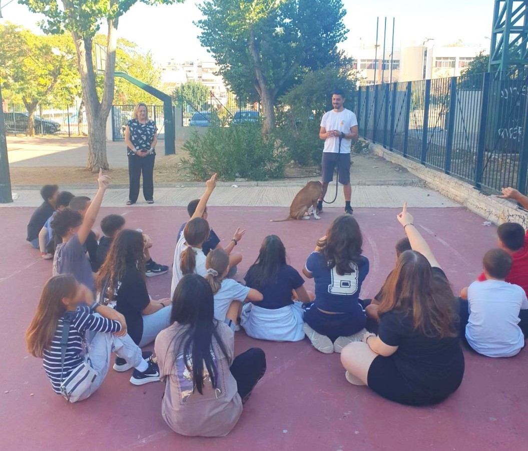 Η υπηρεσία Αστικής Πανίδας Δήμου Βύρωνα παρέχει εκπαιδευτικά φιλοζωικά προγράμματα στους μαθητές των σχολείων του Βύρωνα