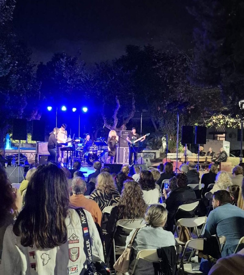 Οι “Γειτονιές Πολιτισμού 2025” έφεραν ξανά τη μουσική στις πλατείες του Βύρωνα