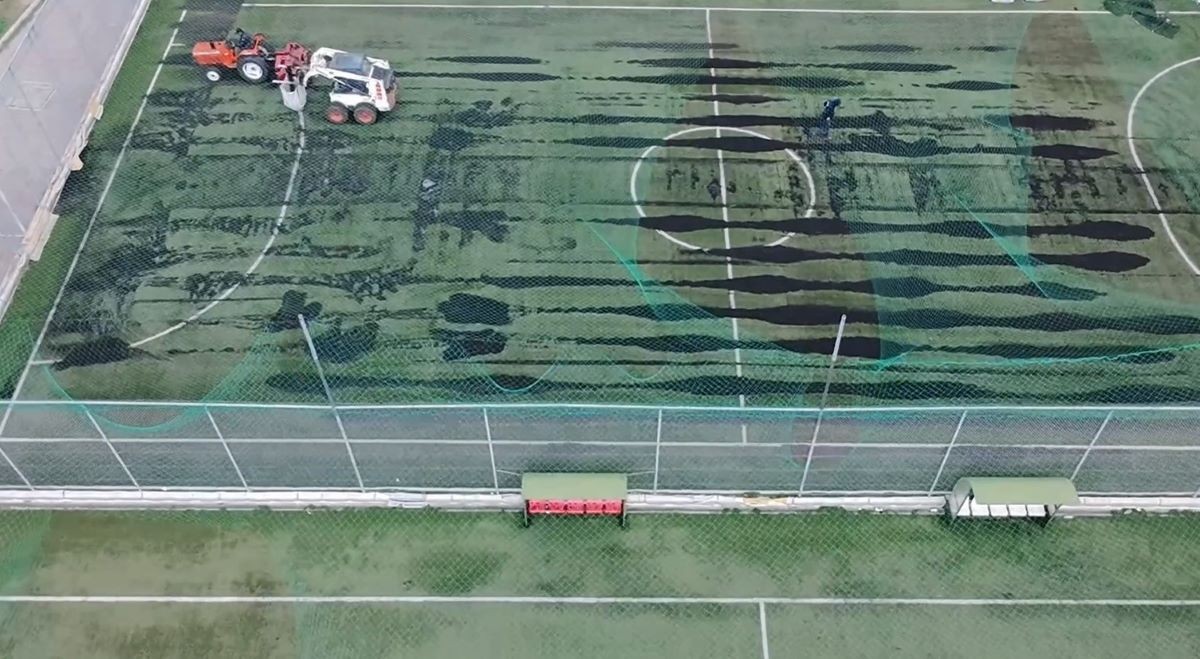 Ανακατασκευή των 3 γηπέδων 5x5 στην Εργάνη με τοποθέτηση νέου χλοοτάπητα