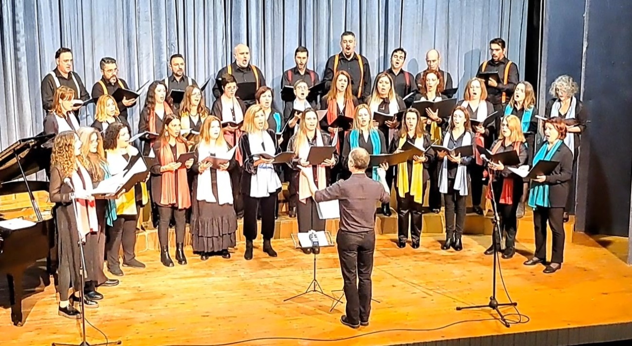 Η Χορωδία Δήμου Βύρωνα συμμετέχει σε συναυλία στο Ηρώδειο προς τιμήν του Χρήστου Λεοντή 