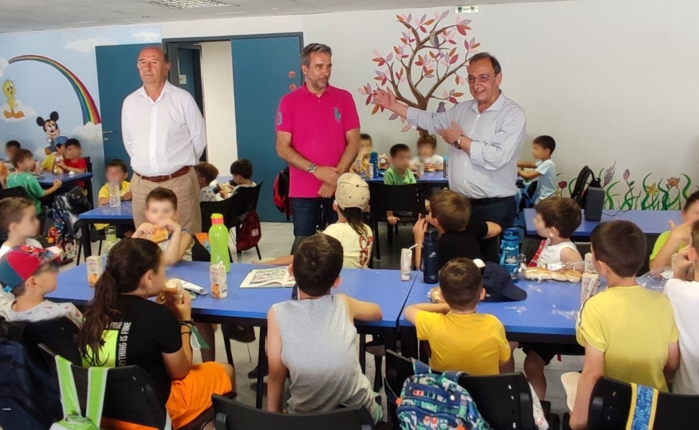 Κοντά στα παιδιά του Προγράμματος «Καλοκαίρι στην Πόλη 2022»